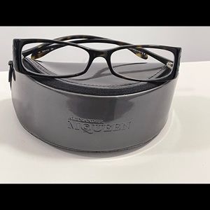 Eyeglass frames Alexander McQueen 135 AMO 4142 086